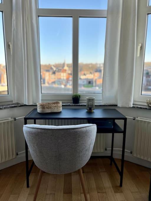 Bellevue - Grand Appartement Pour 5 Sur Les Quais De La Meuse Liege Ngoại thất bức ảnh