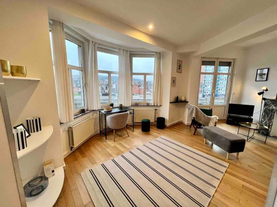 Bellevue - Grand Appartement Pour 5 Sur Les Quais De La Meuse Liege Ngoại thất bức ảnh