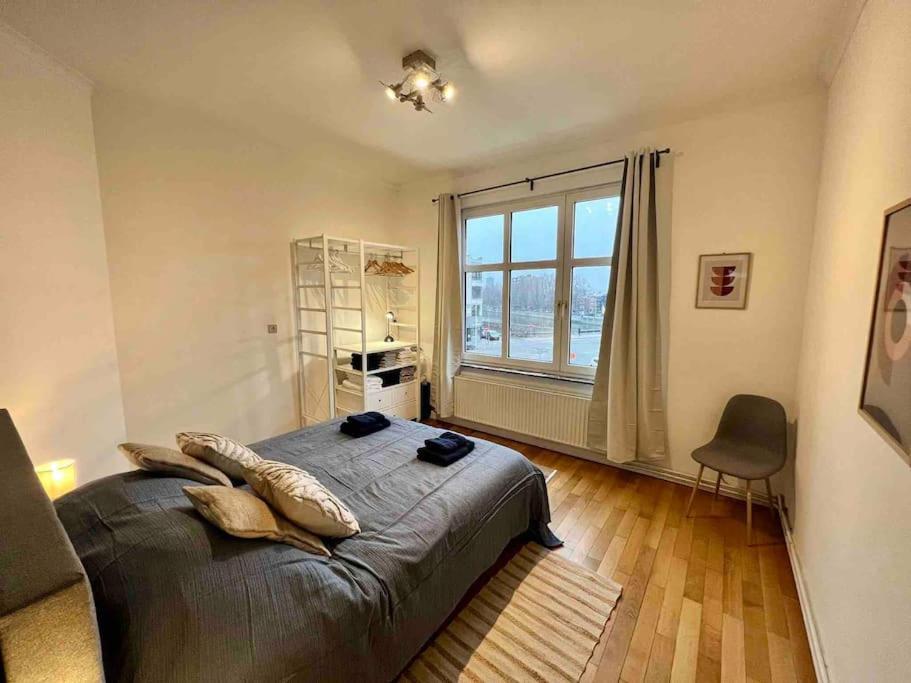 Bellevue - Grand Appartement Pour 5 Sur Les Quais De La Meuse Liege Ngoại thất bức ảnh
