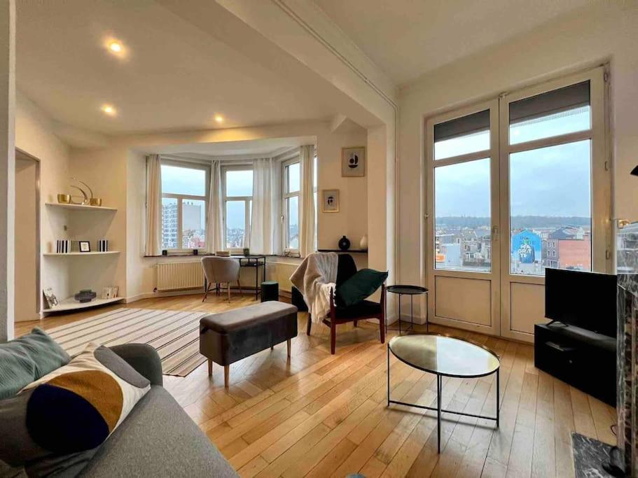 Bellevue - Grand Appartement Pour 5 Sur Les Quais De La Meuse Liege Ngoại thất bức ảnh