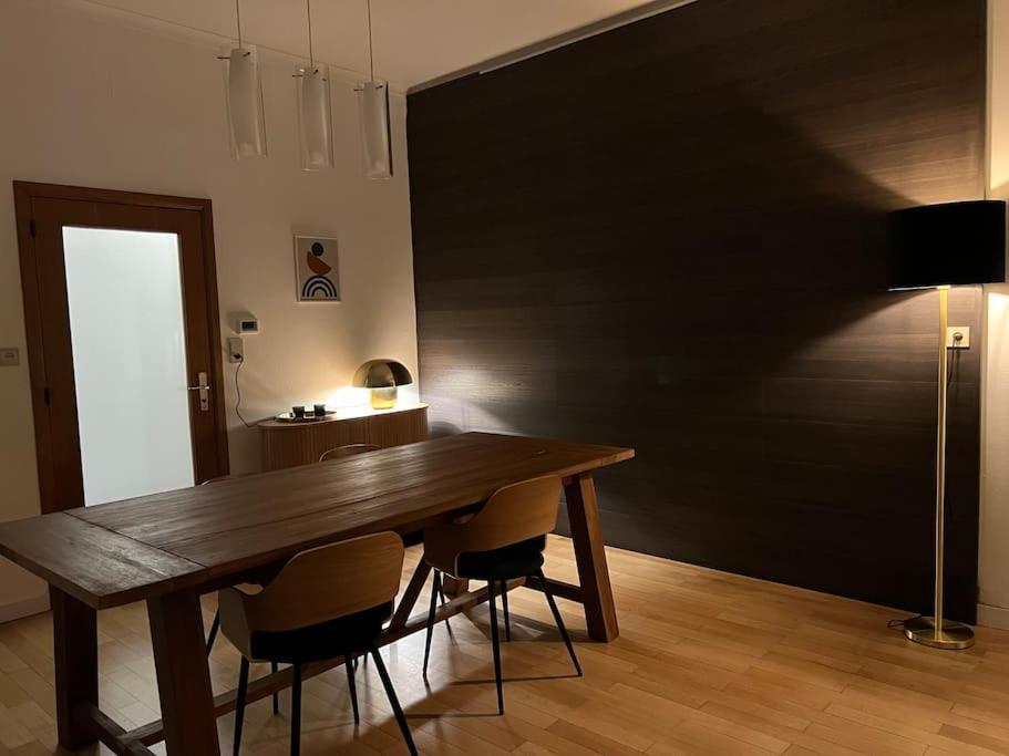 Bellevue - Grand Appartement Pour 5 Sur Les Quais De La Meuse Liege Ngoại thất bức ảnh