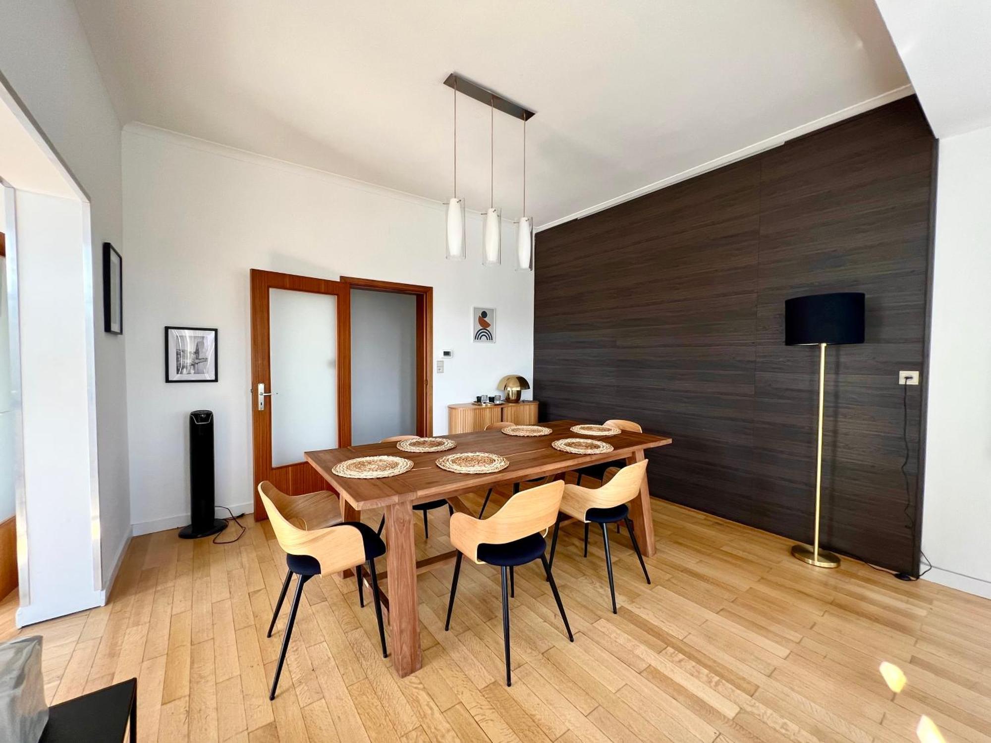 Bellevue - Grand Appartement Pour 5 Sur Les Quais De La Meuse Liege Ngoại thất bức ảnh