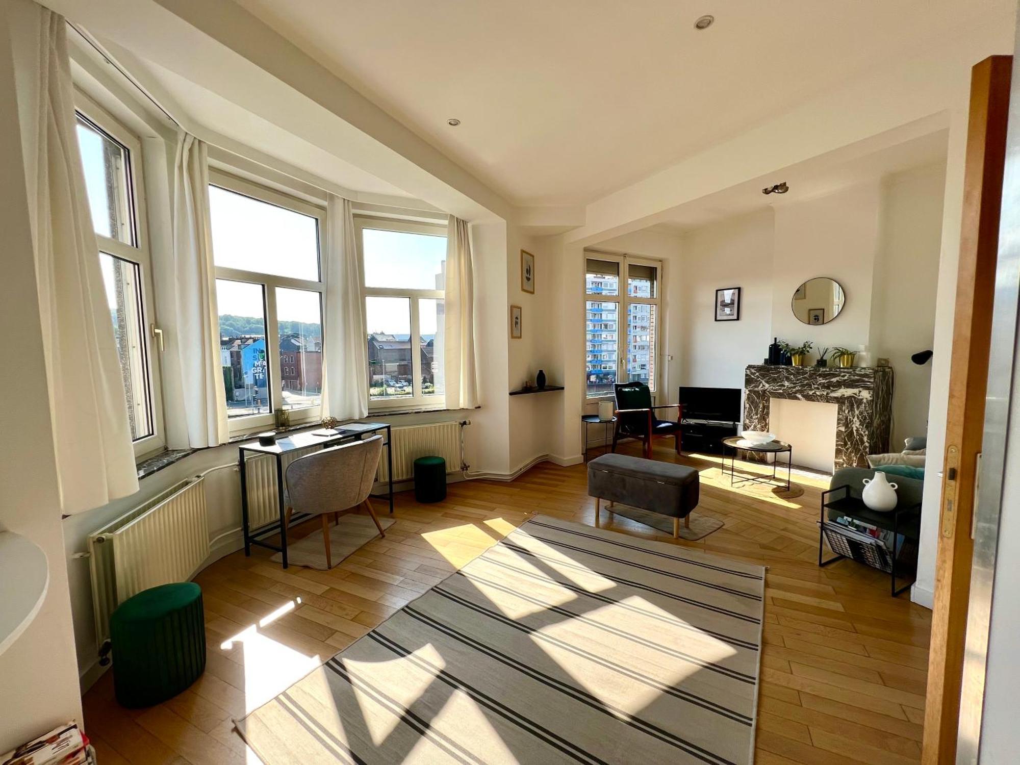 Bellevue - Grand Appartement Pour 5 Sur Les Quais De La Meuse Liege Ngoại thất bức ảnh